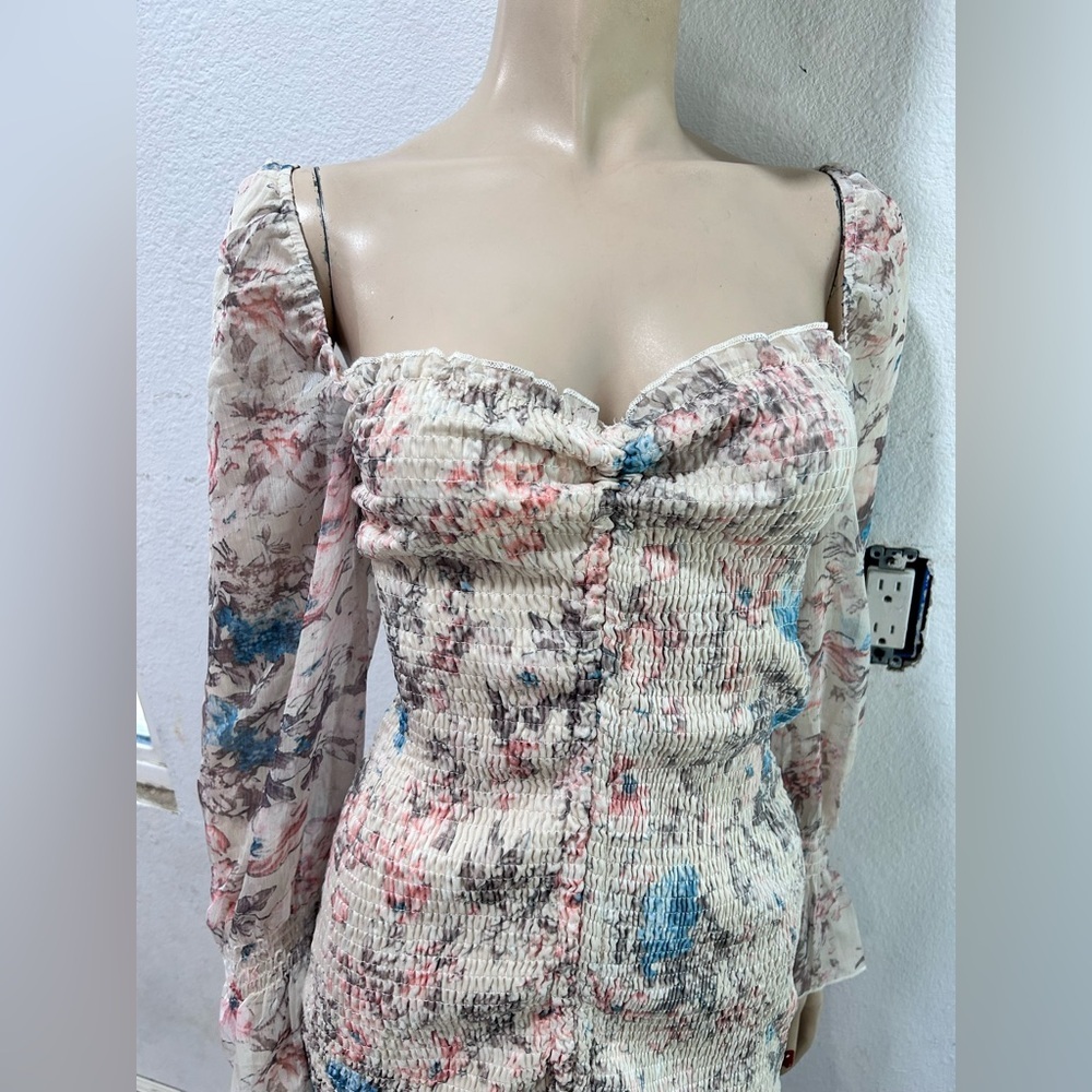 O. Vianca Elegant Floral Long Sleeve Dress View 3